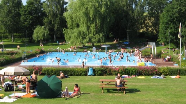 Freibad Singhofen ab 18. Mai geöffnet Freibad Singhofen ab 18. Mai geöffnet