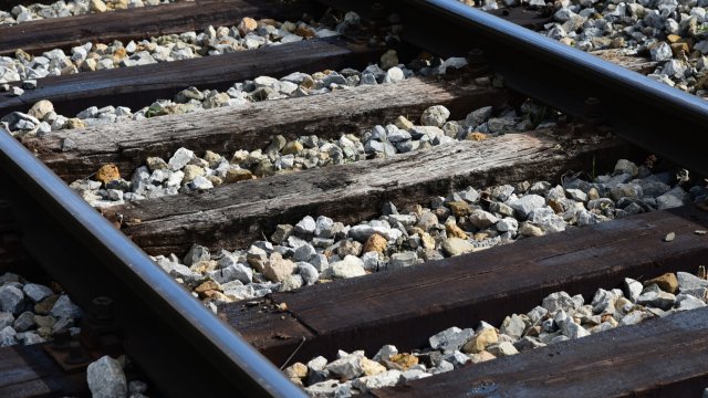Spay: 41-Jähriger kommt bei Sturz vor Zug ums Leben