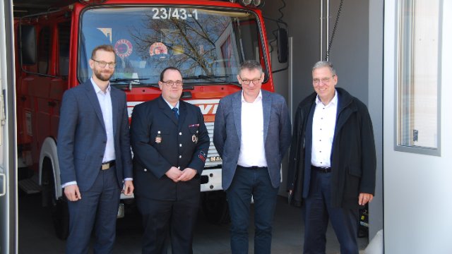 Neues Feuerwehr-Gerätehaus in Görgeshausen eröffnet