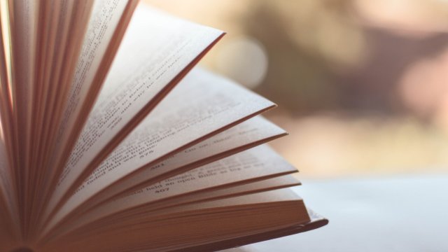 S. Sagenroth liest in der Stadtbibliothek Koblenz