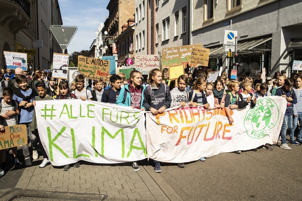 Rund 110 Teilnehmende bei Protestmarsch von Klimaaktivisten Rund 110 Teilnehmende bei Protestmarsch von Klimaaktivisten