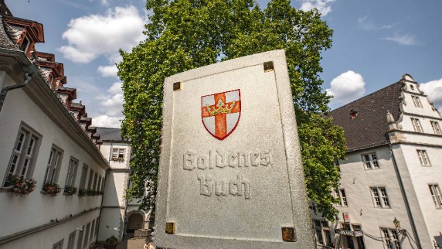 Goldenes Buch der Stadt Koblenz wird 75