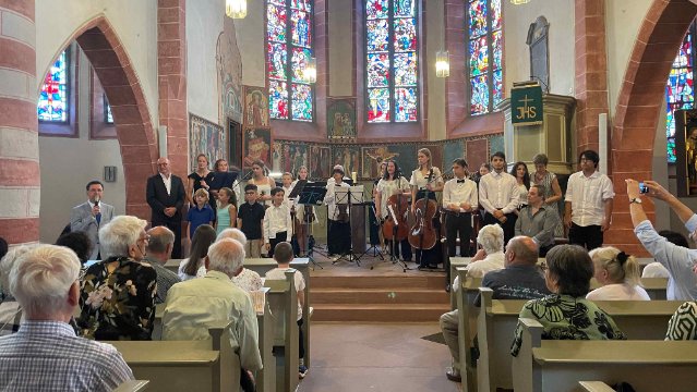 Stadt Bad Ems gratuliert Musikschule zum 30-jährigen Bestehen  