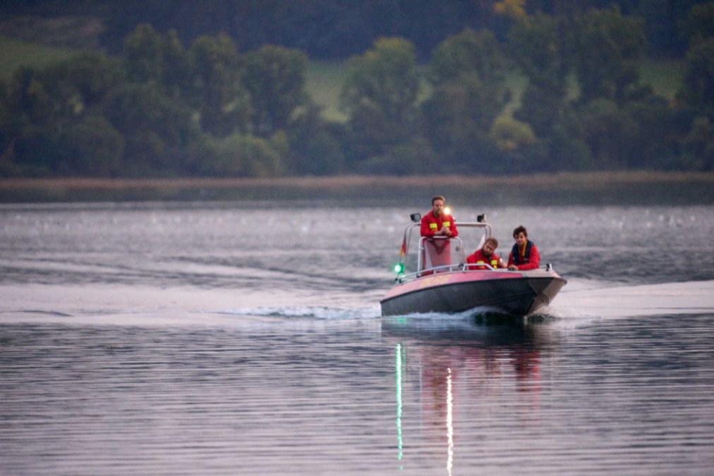 Traurige Gewissheit: Pilot stirbt bei Absturz von Leichthubschrauber in Laacher See Traurige Gewissheit: Pilot stirbt bei Absturz von Leichthubschrauber in Laacher See
