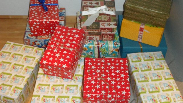 VG Weißenthurm unterstützt "Weihnachten im Schuhkarton" mit Päckchen für Kindern in Not