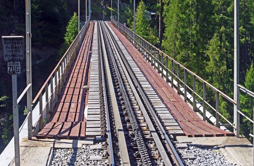 Zahnradbahnen in Weinbergen an der Mosel erneut manipuliert Zahnradbahnen in Weinbergen an der Mosel erneut manipuliert