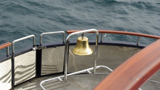 Koblenz: Diebe stehlen 50 Kilogramm schwere Schiffsglocke