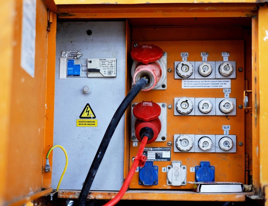 Technischer Defekt löste Brand in Flüchtlingsunterkunft aus Technischer Defekt löste Brand in Flüchtlingsunterkunft aus