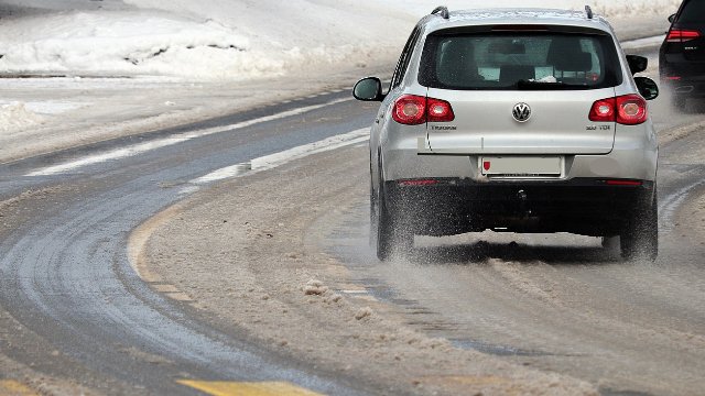 Unfälle durch winterliches Wetter in Rheinland-Pfalz