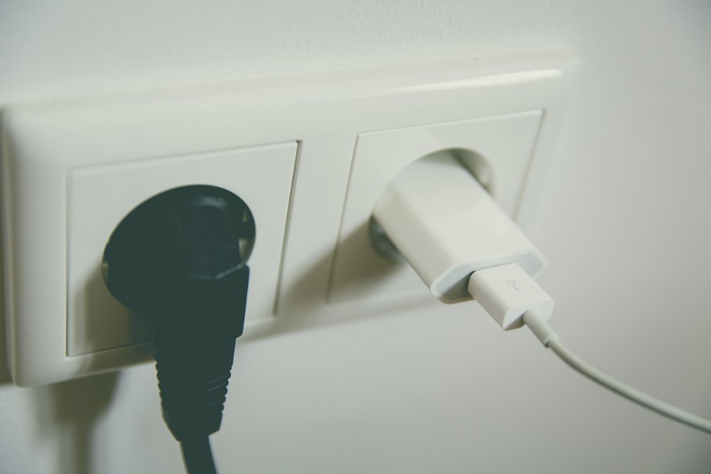 Steckdosen und Wlan in modernisierten Zügen für Mittelrheinbahn Steckdosen und Wlan in modernisierten Zügen für Mittelrheinbahn