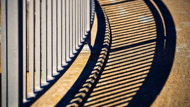 Fußgängerbrücke über Simmerner Straße soll abgerissen werden: Stadtrat Koblenz zeigt sich geteilt in Debatte