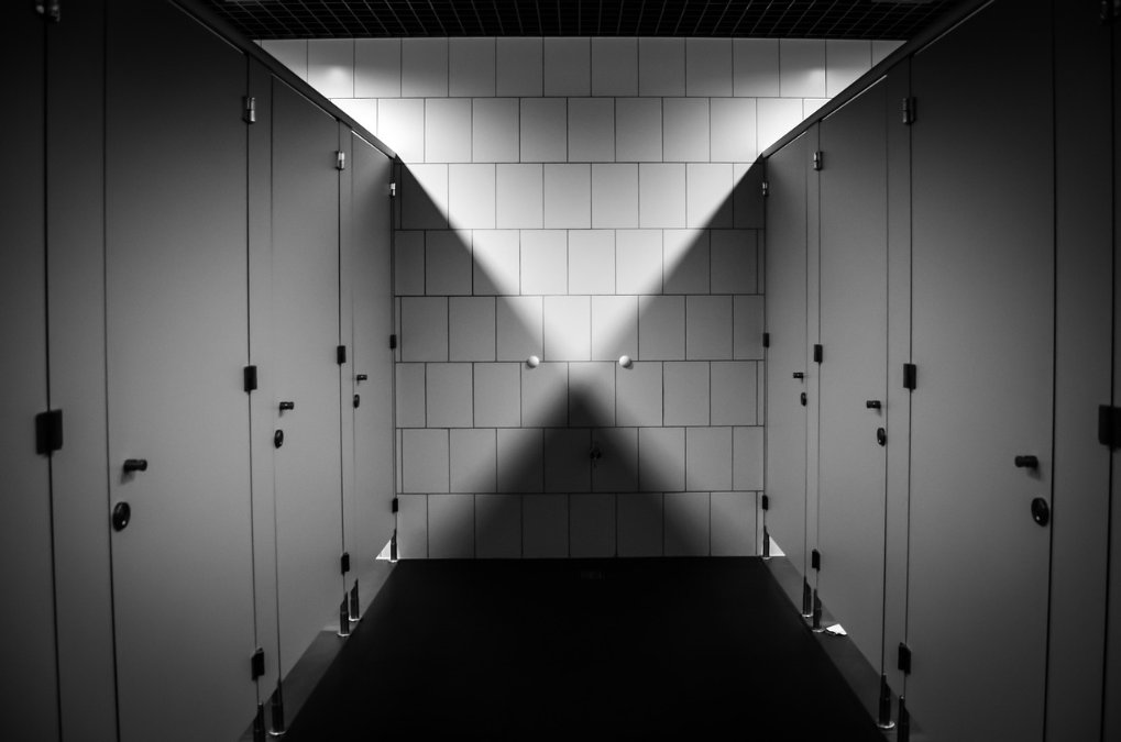 Kreis MYK kämpft mit finanziellen Engpässen: Kein Geld für Schultoiletten Kreis MYK kämpft mit finanziellen Engpässen: Kein Geld für Schultoiletten