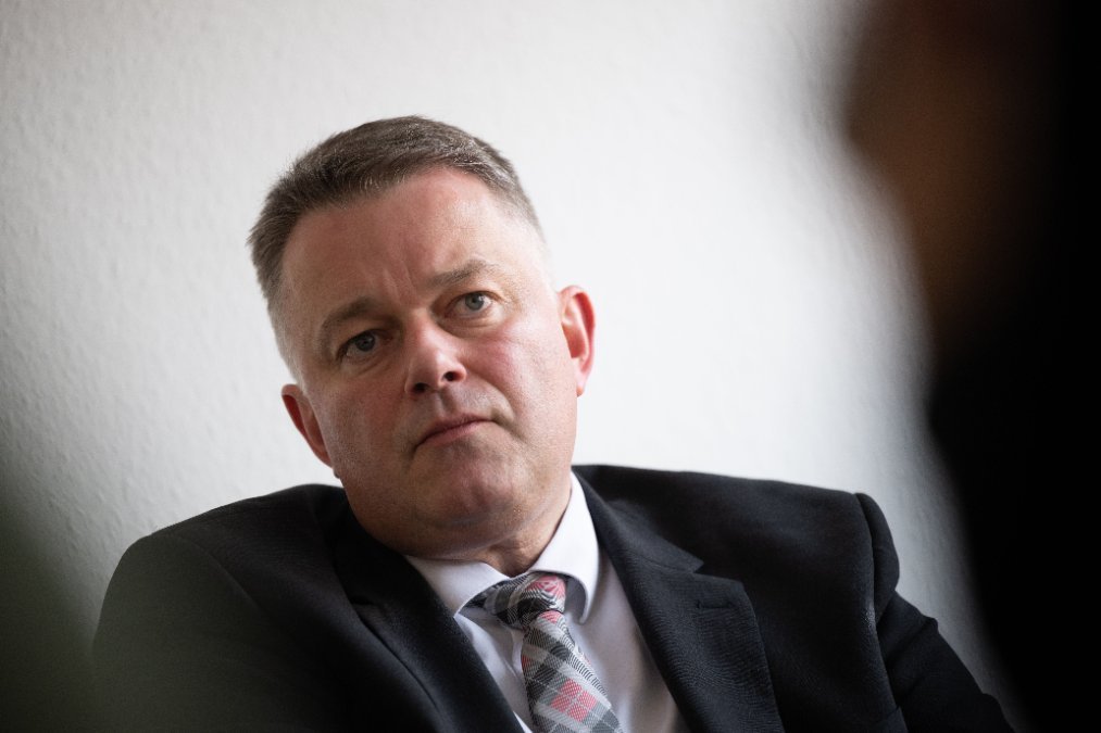 Schnieder schaut mit gemischten Gefühlen auf Wahlen 2024 Schnieder schaut mit gemischten Gefühlen auf Wahlen 2024