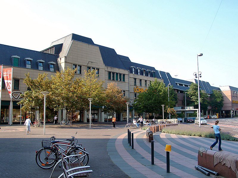Busbahnhof am Löhr-Center soll barrierefrei werden Busbahnhof am Löhr-Center soll barrierefrei werden