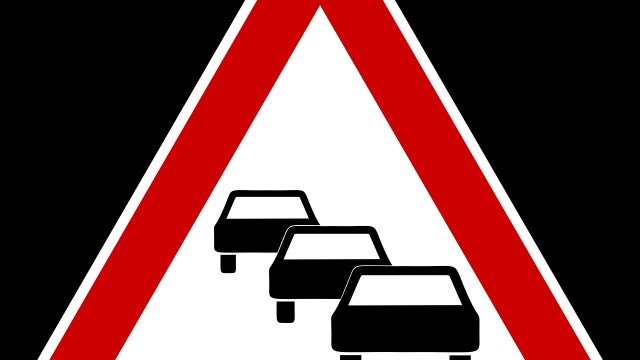 Verkehrschaos auf der A3: Schnee sorgt für Stillstand