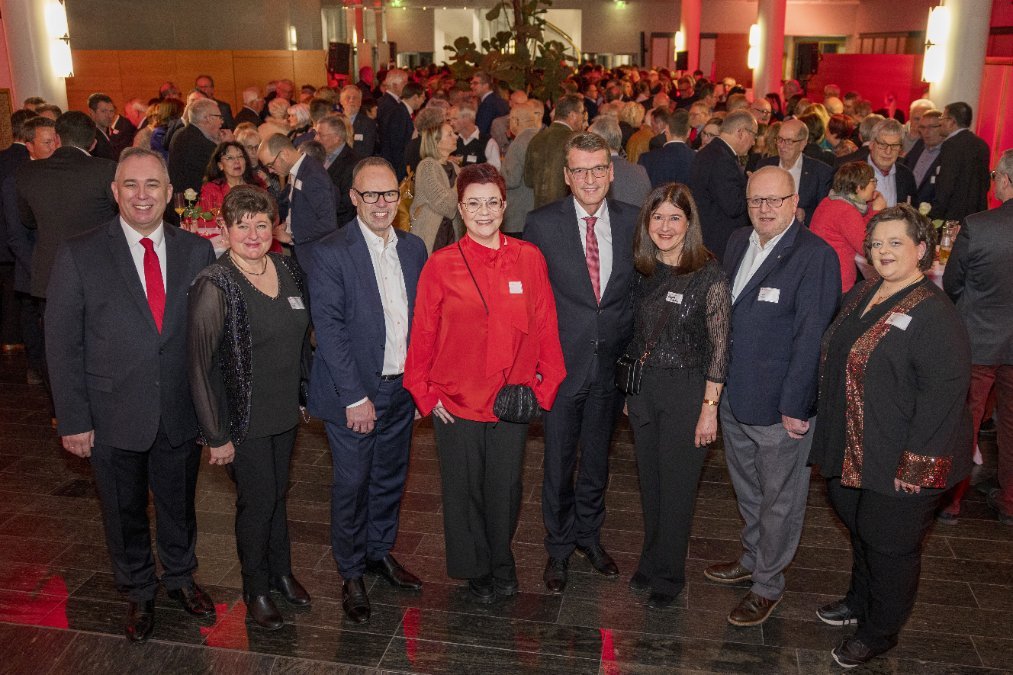 Altenkirchen: Neujahrsempfang der Sparkasse Westerwald-Sieg Altenkirchen: Neujahrsempfang der Sparkasse Westerwald-Sieg