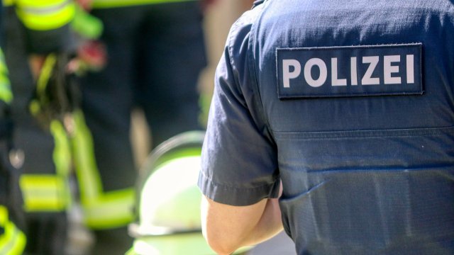 PKW Brand auf A3: Stau von Montabaur bis Ransbach-Baumbach