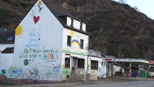 Landtag für weitere erleichterte Auftragsvergabe zum Bauen im Ahrtal