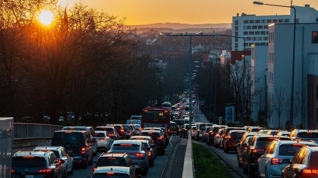 Osterferien beginnen: Deutlich mehr Verkehr Richtung Süden erwartet
