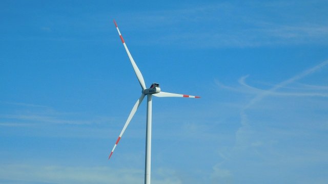Landkreis Altenkirchen vor Gericht: Windkraftanlagen zur eigenen Stromerzeugung im Garten erlaubt