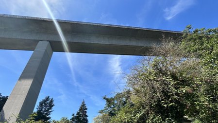 Lahnbrücke: Diebstahl von Kabeln an Baustelle