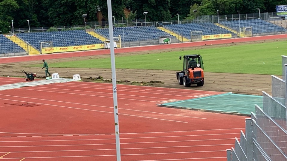 Stadion Oberwerth erhält neuen Rasen - bis Ende Juli gesperrt