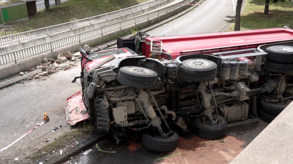 Unfall Saarkreisel: 35-Jähriger Fahrer ist tot