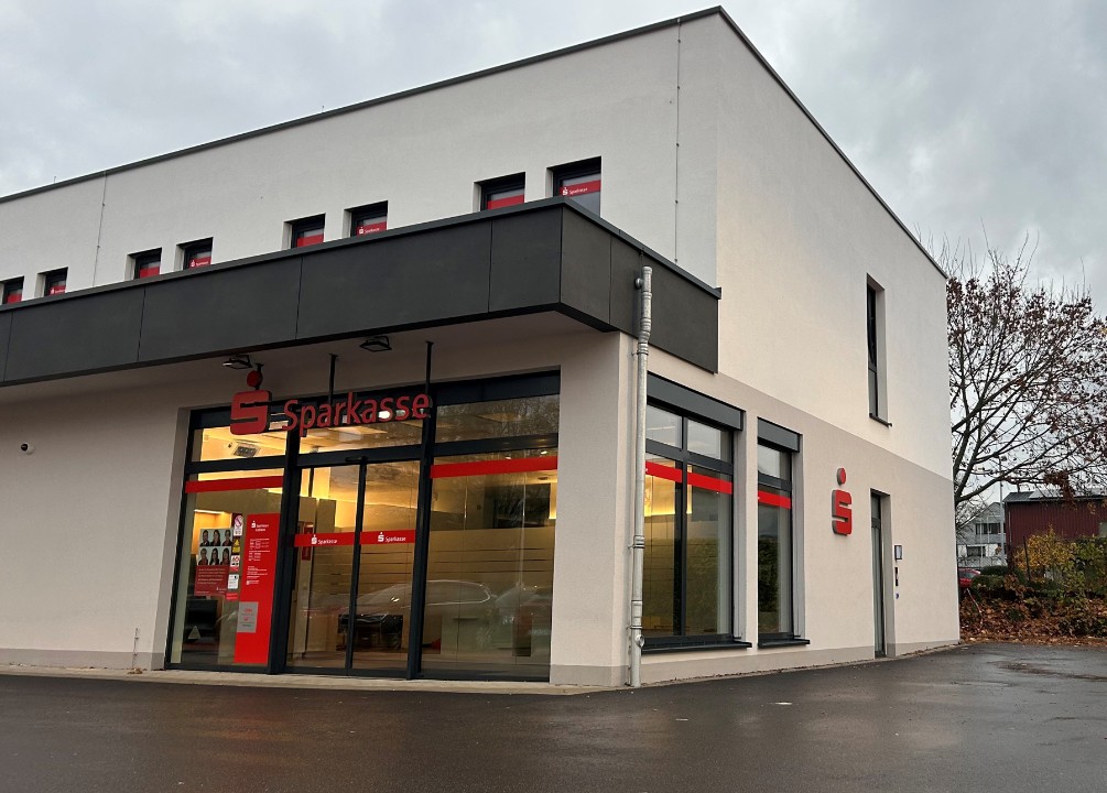 Sparkasse eröffnet neue Geschäftsstelle in Rhens Sparkasse eröffnet neue Geschäftsstelle in Rhens