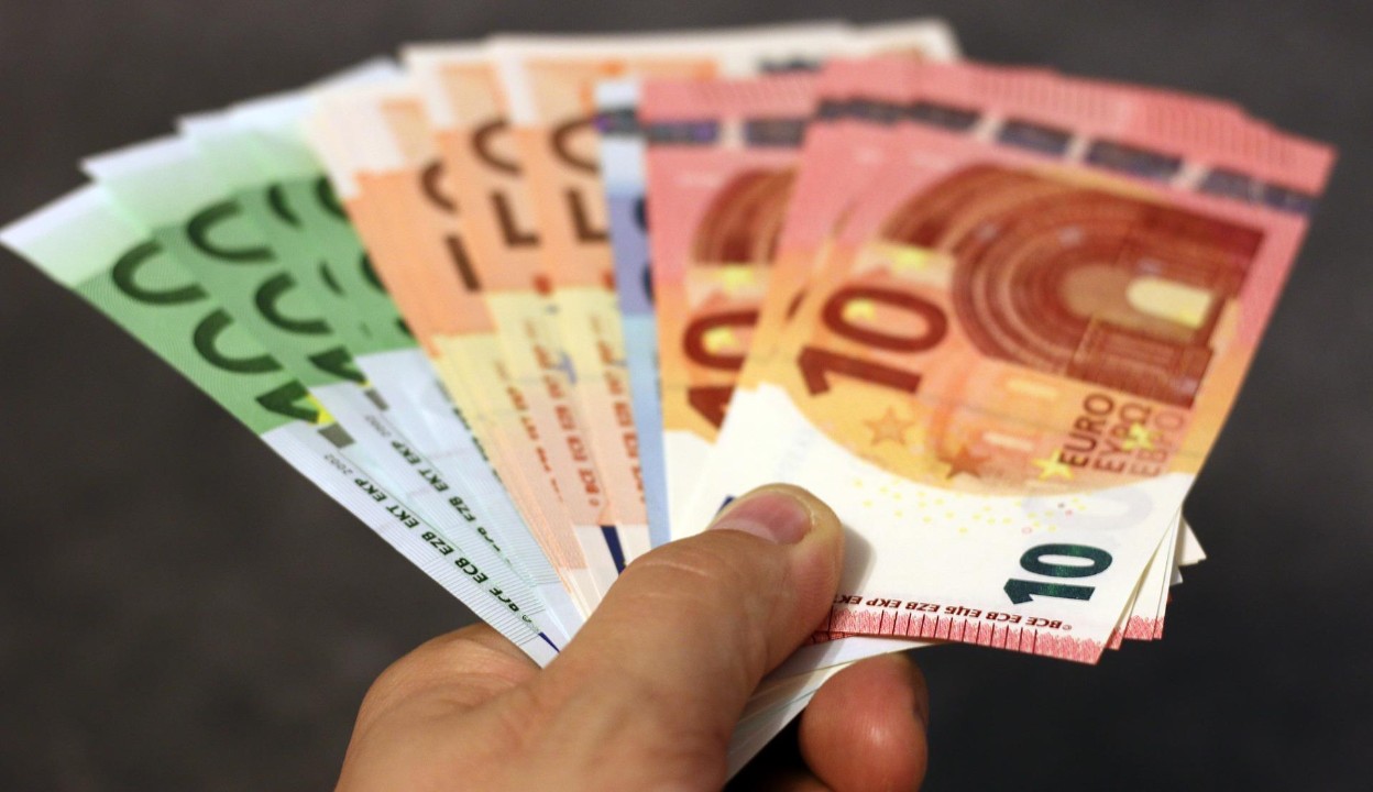 Fünf Millionen Euro für Projekte gegen Extremismus seit 2015 Fünf Millionen Euro für Projekte gegen Extremismus seit 2015