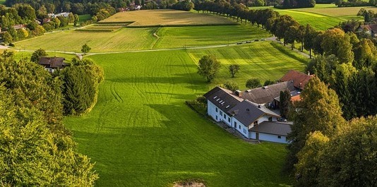 Dierfeld: Wie eine Mini-Gemeinde ohne Probleme funktioniert Dierfeld: Wie eine Mini-Gemeinde ohne Probleme funktioniert