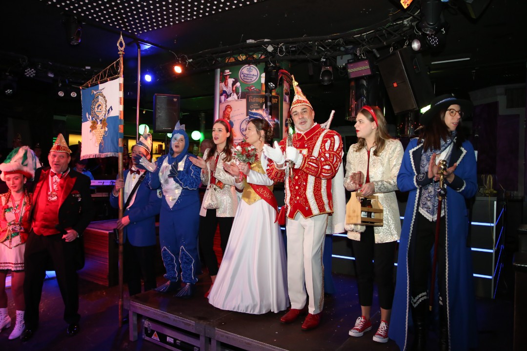 Tradition trifft Karneval: Sternewirt feiert Comeback in Koblenz Tradition trifft Karneval: Sternewirt feiert Comeback in Koblenz