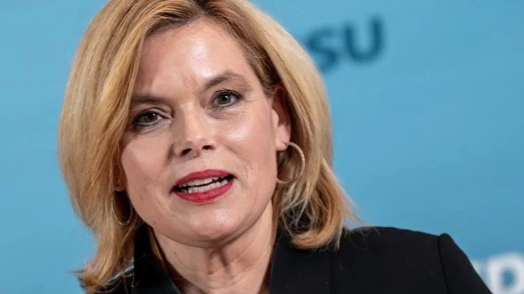 Klöckner gibt Amt als CDU-Schatzmeisterin ab