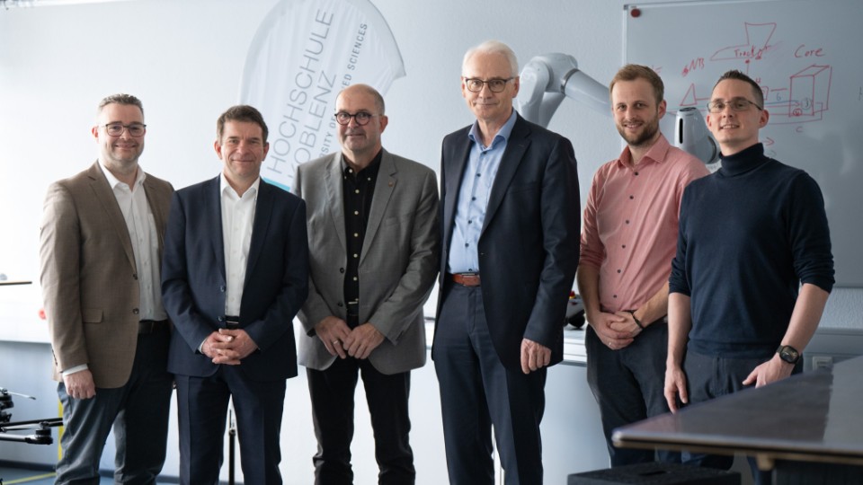 Landtagsabgeordnete besuchen Hochschule Koblenz: Neuer Studiengang Robotik und KI