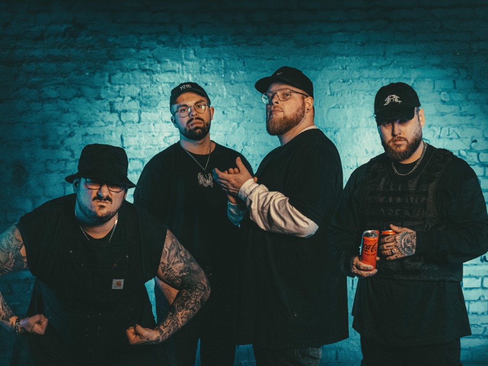 Harte Riffs und powervolle Performances – „Shout Loud“ rockt zum 19. Mal das Big House Harte Riffs und powervolle Performances – „Shout Loud“ rockt zum 19. Mal das Big House