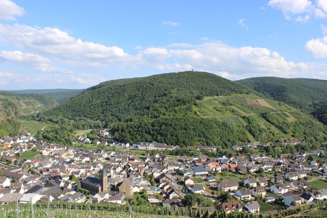 Wie sich der Ahrtal-Tourismus beim Wiederaufbau neu erfindet Wie sich der Ahrtal-Tourismus beim Wiederaufbau neu erfindet