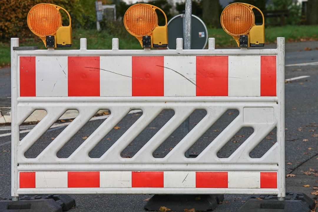 Vollsperrung auf B262 nach Ölunfall verlängert