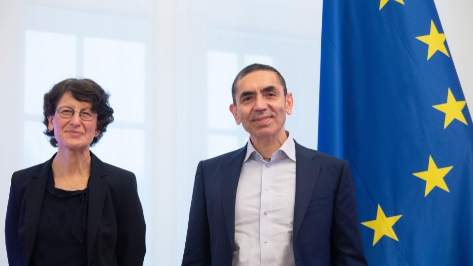 Özlem Türeci und Ugur Sahin erhalten Deutschen Nationalpreis