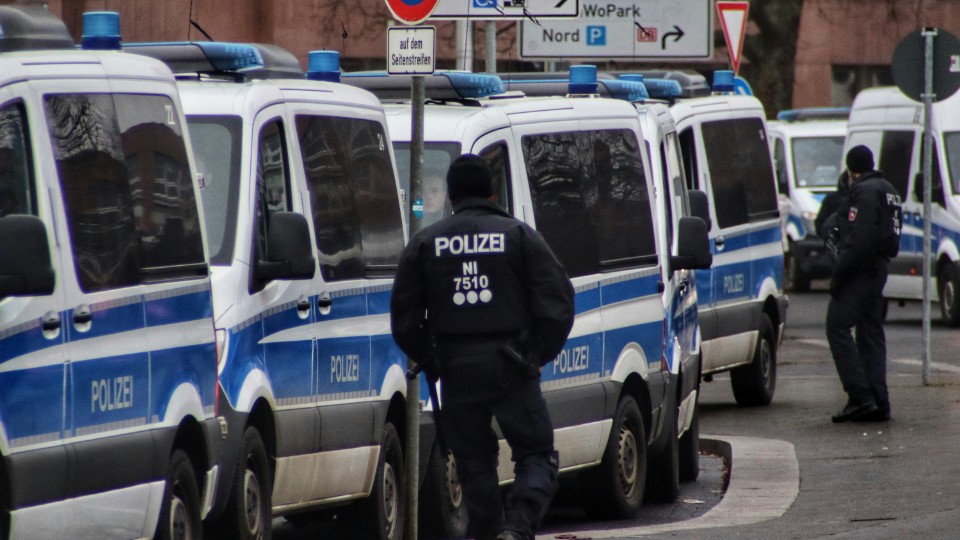 Dreiköpfige Familie bei Gewalttat im Westerwald getötet