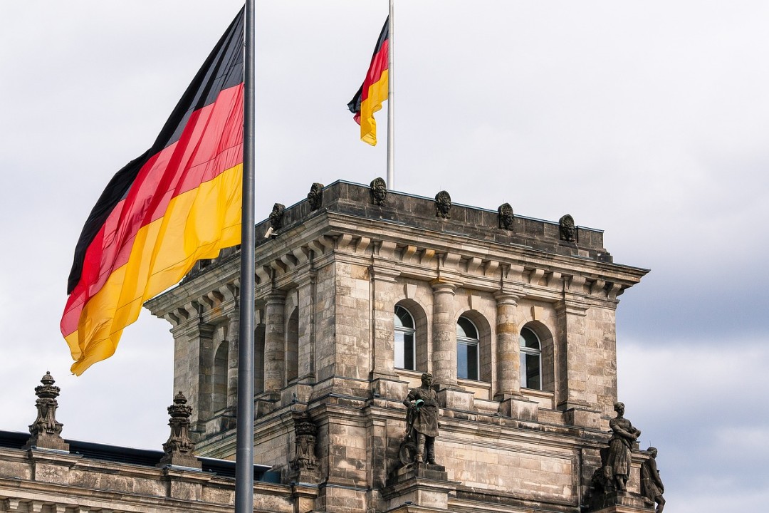 Viel Lob und Kritik für Koalitionsvertrag auf Bundesebene Viel Lob und Kritik für Koalitionsvertrag auf Bundesebene