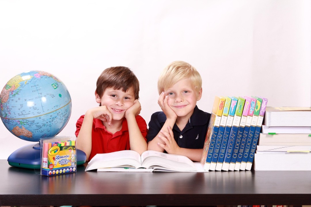 Wie sieht die Schule der Zukunft aus? Wie sieht die Schule der Zukunft aus?
