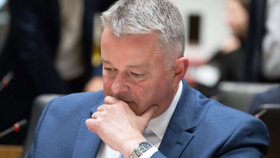 Schnieder würde sich für Flutkatastrophe entschuldigen