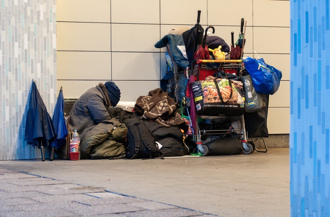 Sollten Obdachlose ihre Unterkünfte mitbezahlen? Sollten Obdachlose ihre Unterkünfte mitbezahlen?