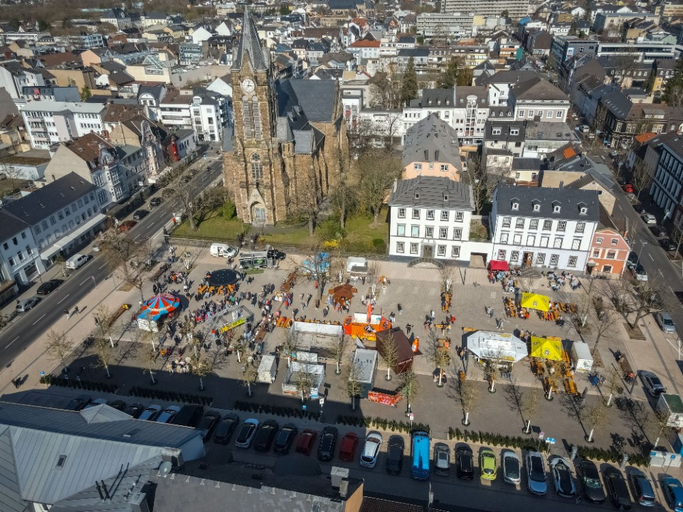 Neuer Feierabendmarkt belebt den Marktplatz in Neuwied Neuer Feierabendmarkt belebt den Marktplatz in Neuwied