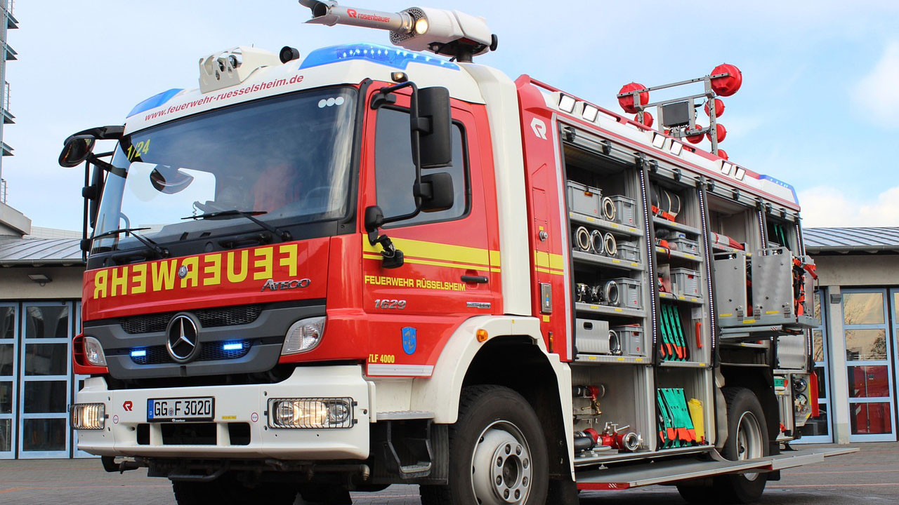 Großbrand auf Flugplatz Mendig gelöscht