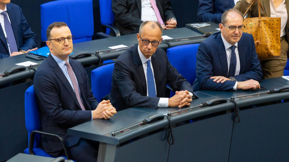 Nach erstem Wahlgang ohne Mehrheit: Zweiter Wahlgang für Bundeskanzler geplant