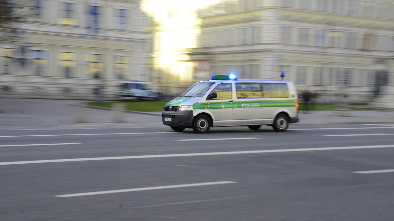 16-Jähriger verletzt 19-Jährigen schwer mit Messer 16-Jähriger verletzt 19-Jährigen schwer mit Messer