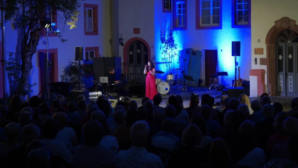 Die deutsche Hitparade bei den Burgspielen Braubach in der Philippsburg