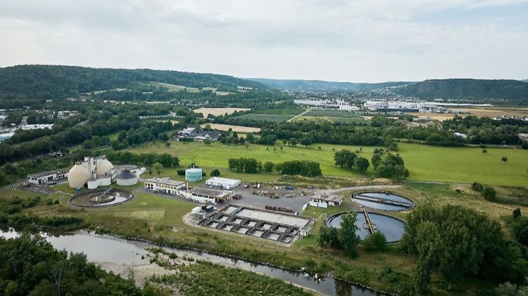 142 Millionen Euro für sauberes Wasser: Modernste Kläranlage Deutschlands entsteht in Remagen