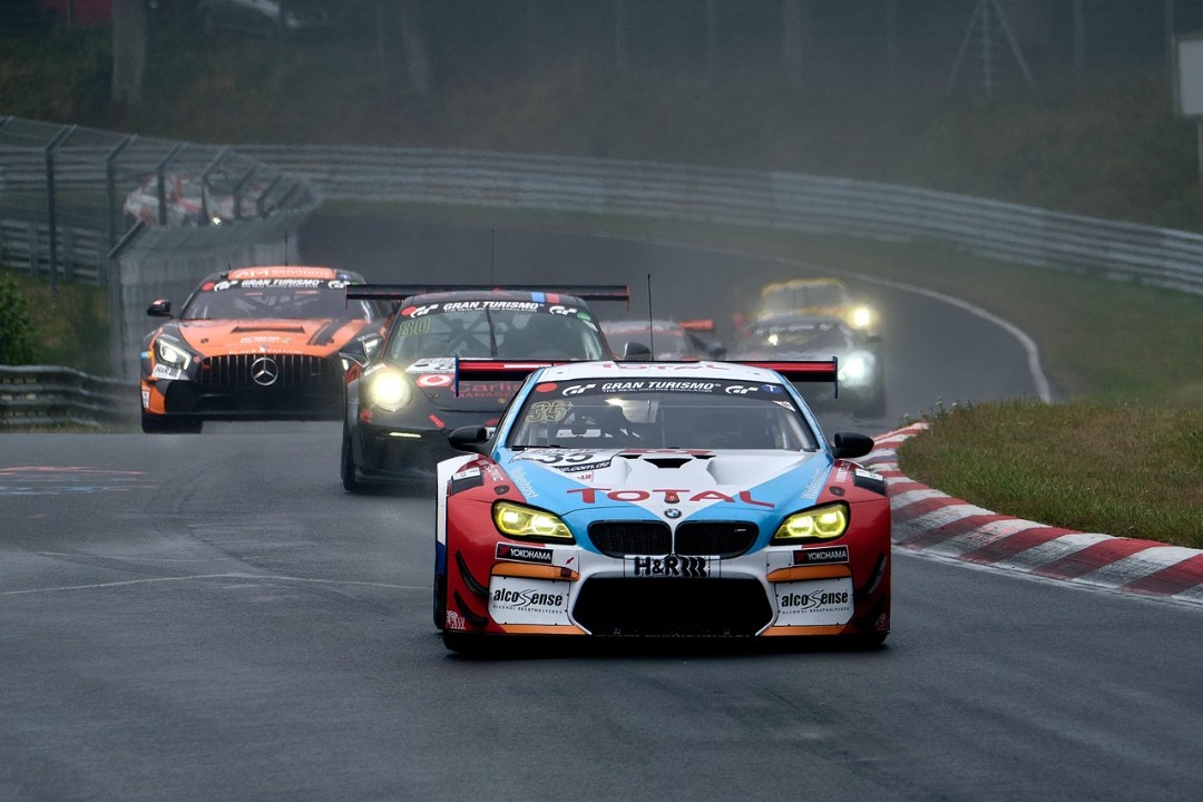 24h-Rennen am Nürburgring: Motorsport, Festivalstimmung und Fan-Magnet in der Eifel 24h-Rennen am Nürburgring: Motorsport, Festivalstimmung und Fan-Magnet in der Eifel