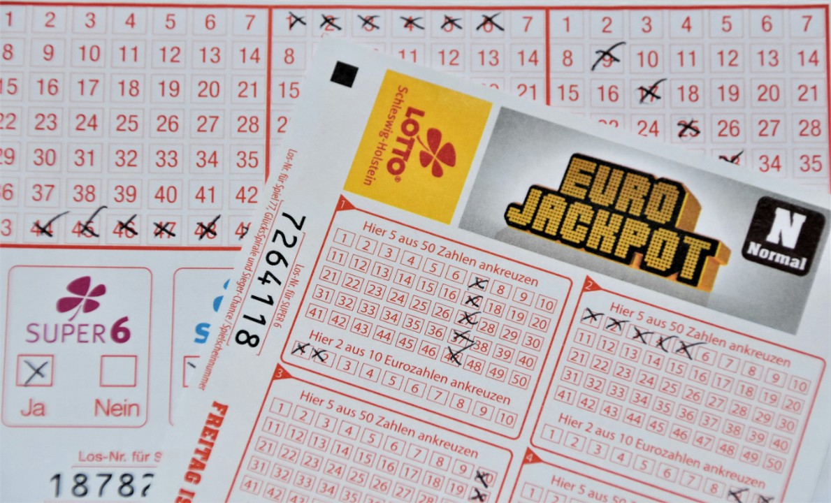 Tipper aus der Südwestpfalz gewinnt im Eurojackpot 652.000 Euro Tipper aus der Südwestpfalz gewinnt im Eurojackpot 652.000 Euro